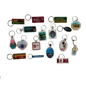 Lot of 17 Vtg Lucite Souvenir State Travel Keychains Kentucky Georgia Alabama